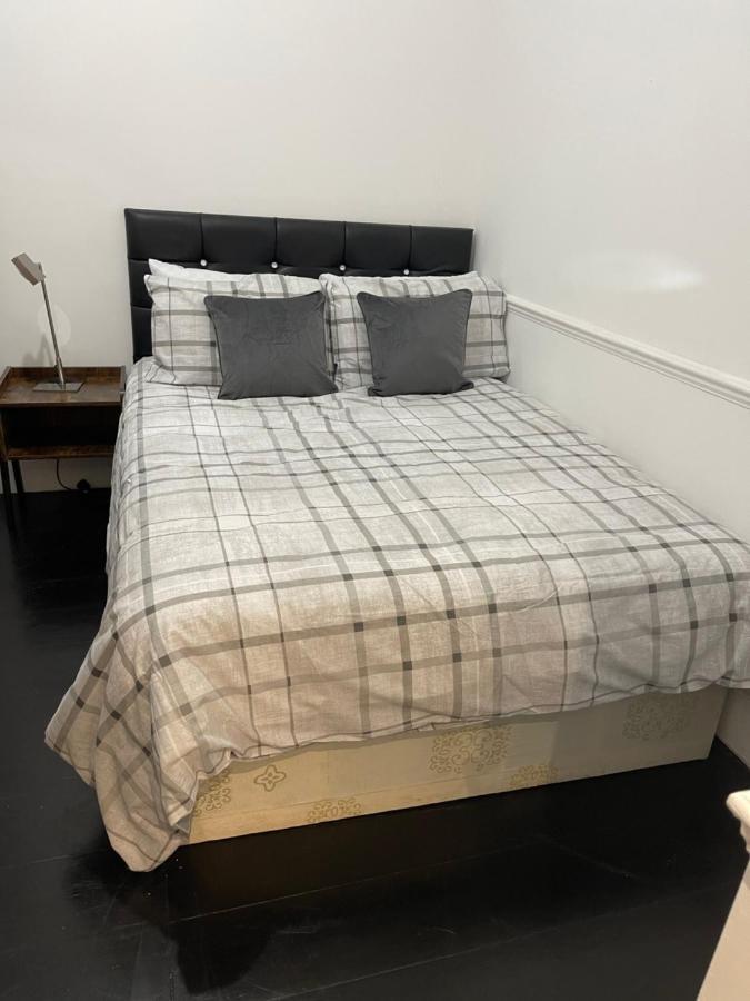 93 Charlotte Apartman London Kültér fotó
